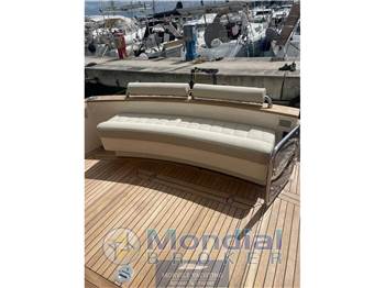 Cayman 50 fly