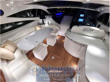 Pershing 52