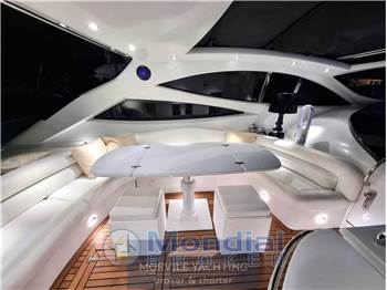 Pershing 52