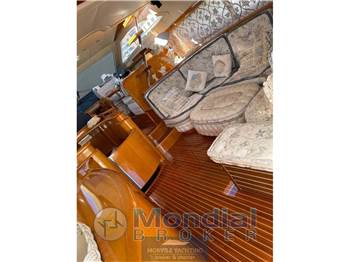 Uniesse 55 my