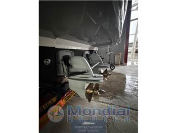 Rio yachts 40 blu