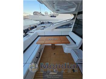 Princess yachts V 62