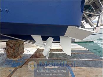 Princess yachts V 62