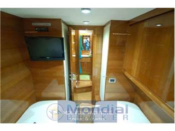 Carnevali C68 fly