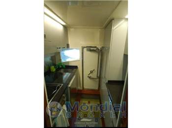 Carnevali C68 fly