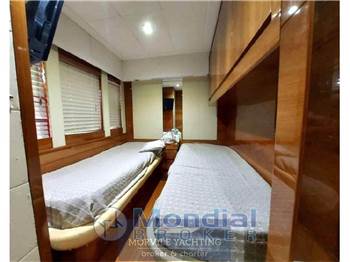Carnevali C68 fly