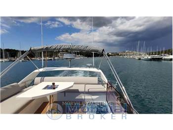 Prestige yacht 460