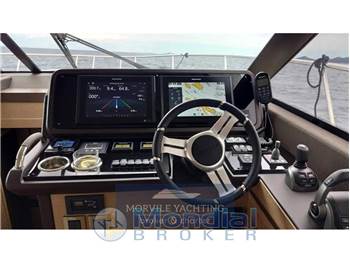 Prestige yacht 460