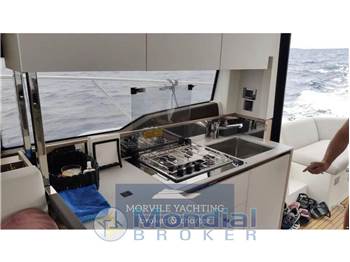 Prestige yacht 460