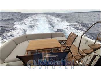 Prestige yacht 460