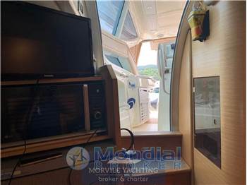 Cranchi Mediteranee 43 ht