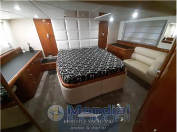 Sunseeker Predator 62