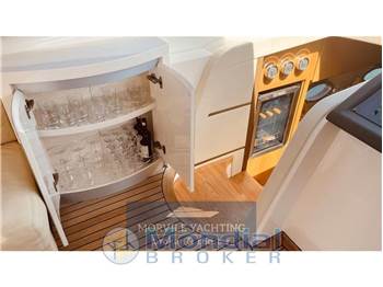 Pershing 62