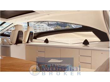 Pershing 62