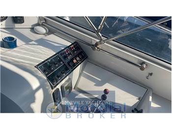 Pershing 45 open
