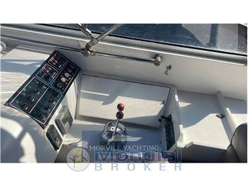 Pershing 45 open