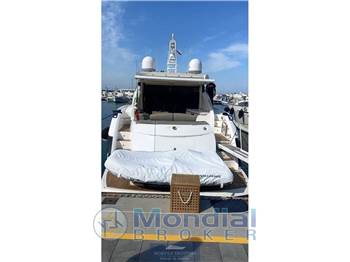 Sunseeker Predator 62