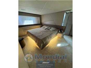 Pershing 7 x