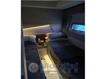 Pershing 7 x