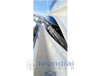 Ferretti yachts 510