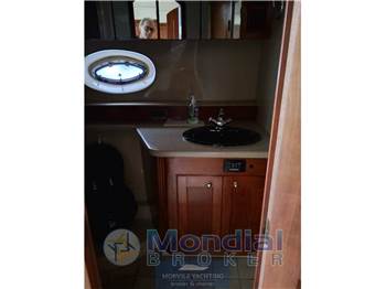 Cruisers yachts 54.70 open