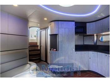 Cantiere di baia Azzura 63