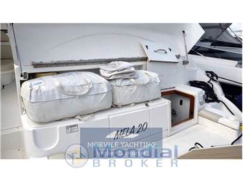 Cruisers yachts 54.70 open
