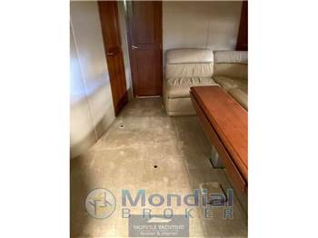 Cruisers yachts 54.70 open