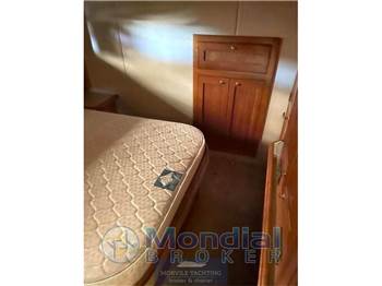 Cruisers yachts 54.70 open