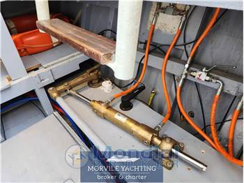 Sanlorenzo 13 motor yacht