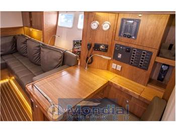 Hanse 505