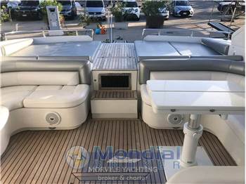 Pershing 54