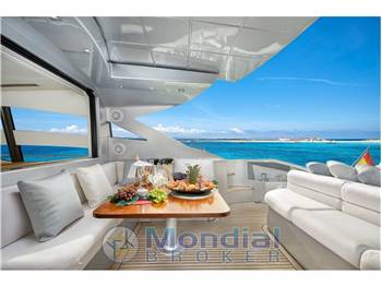 Pershing 72