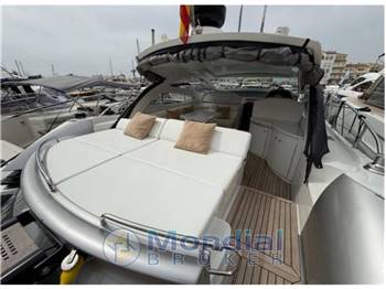Pershing 50