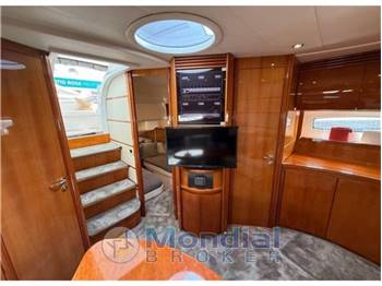 Pershing 50