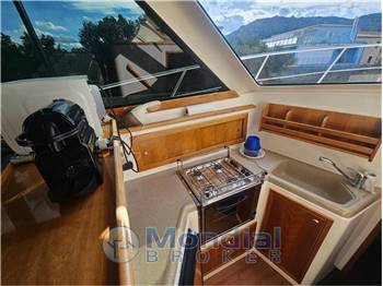 Riviera 33 fly