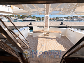 Ferretti Yachts FERRETTI 590
