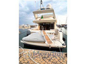 Ferretti Yachts FERRETTI 590