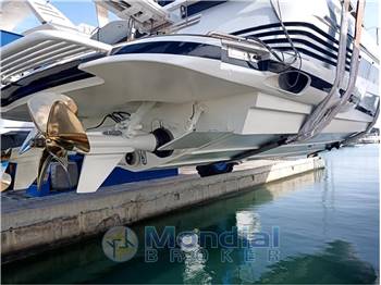 Pershing 54