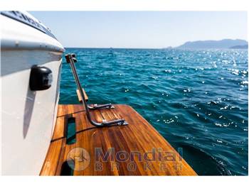 Bertram Moppie 28