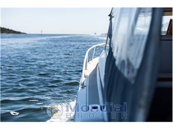 Bertram Moppie 28