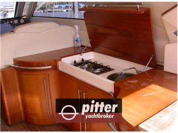 CANTIERI NAVALI DEL TIRRENO CAYMAN 52 WA