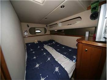 Cruisers yachts 3672