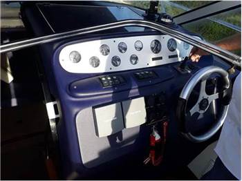 Sealine S28