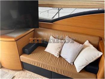 Azimut 43 fly