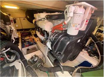 Azimut 43 fly