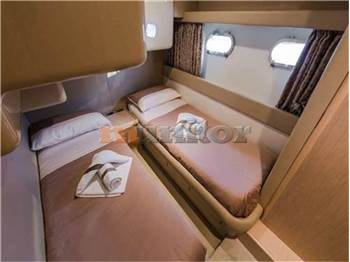 Ferretti 460 fly