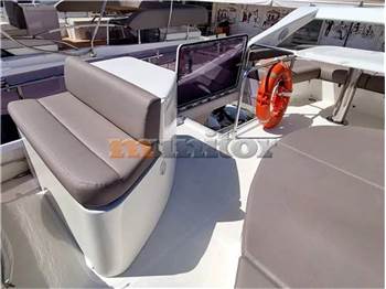 Ferretti 460 fly