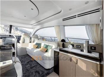 Azimut 53 fly