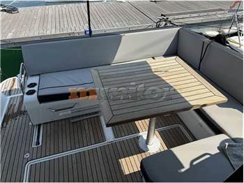 Jeanneau Merry fisher 895